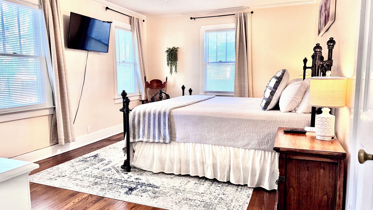 Photo of Bedroom in Beaufort