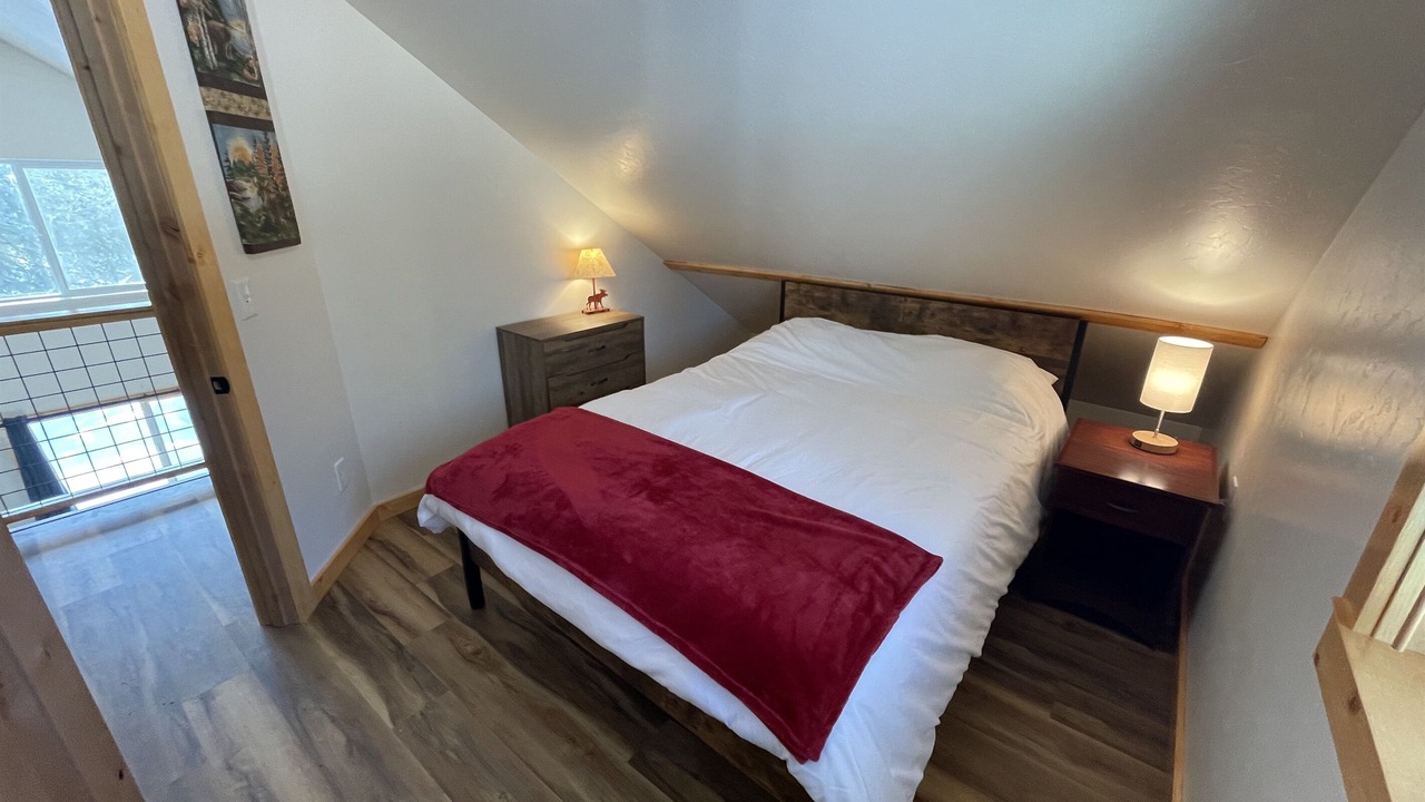 Photo of Bedroom in Soldotna