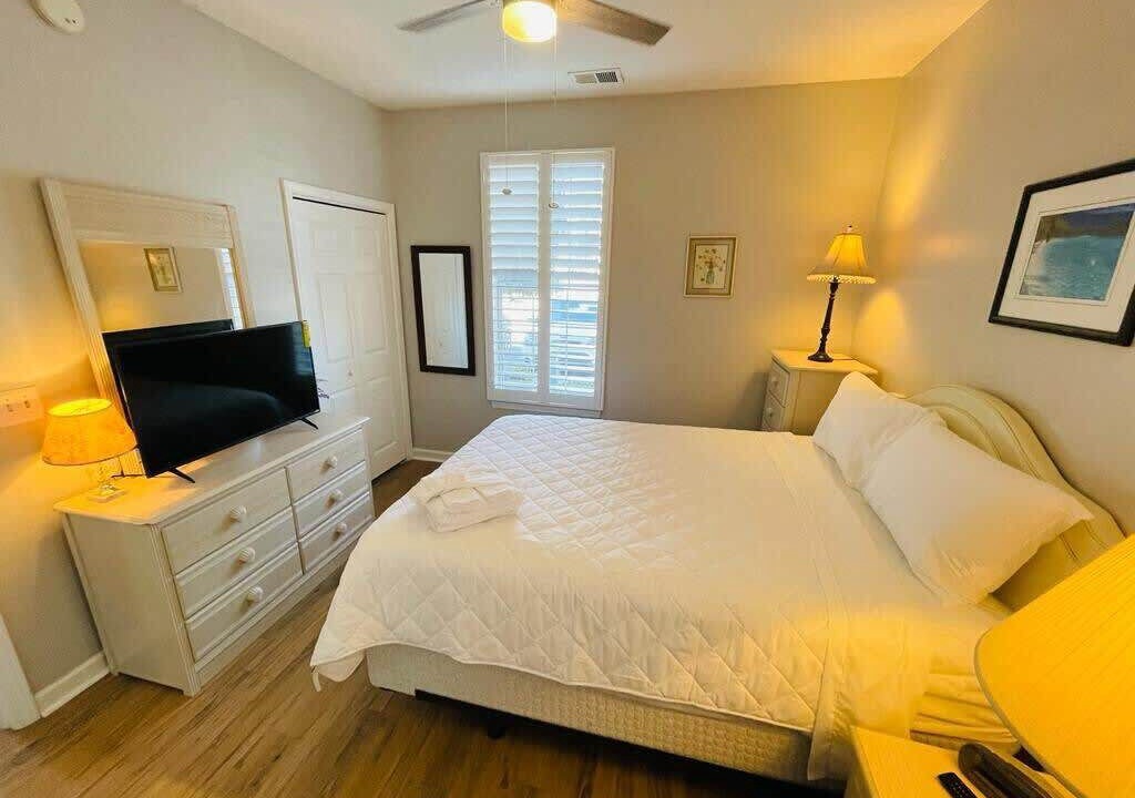 Photo of Bedroom in Carolina Forest