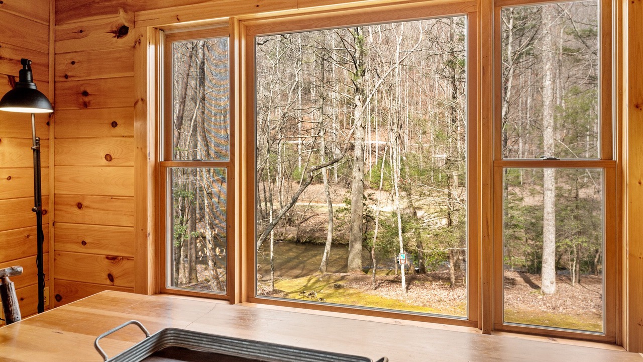 Photo of Bedroom in Cherry Log