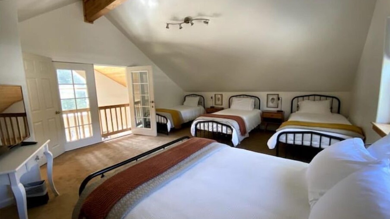 Photo of Bedroom in Homer