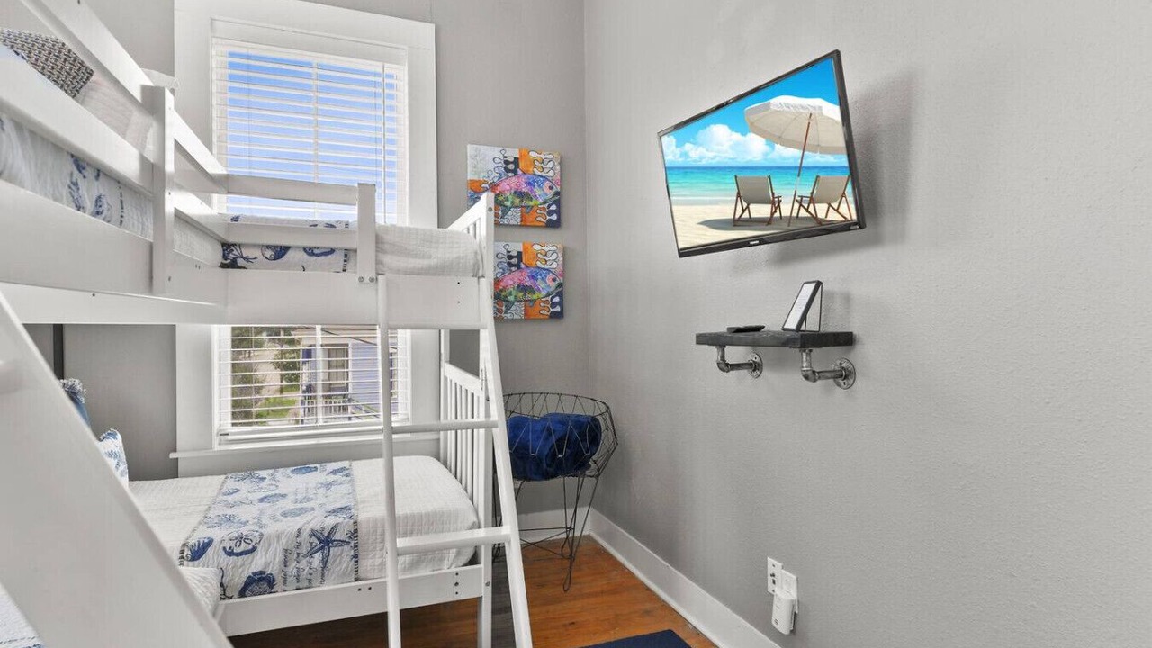 Photo of Bedroom in San Jacinto