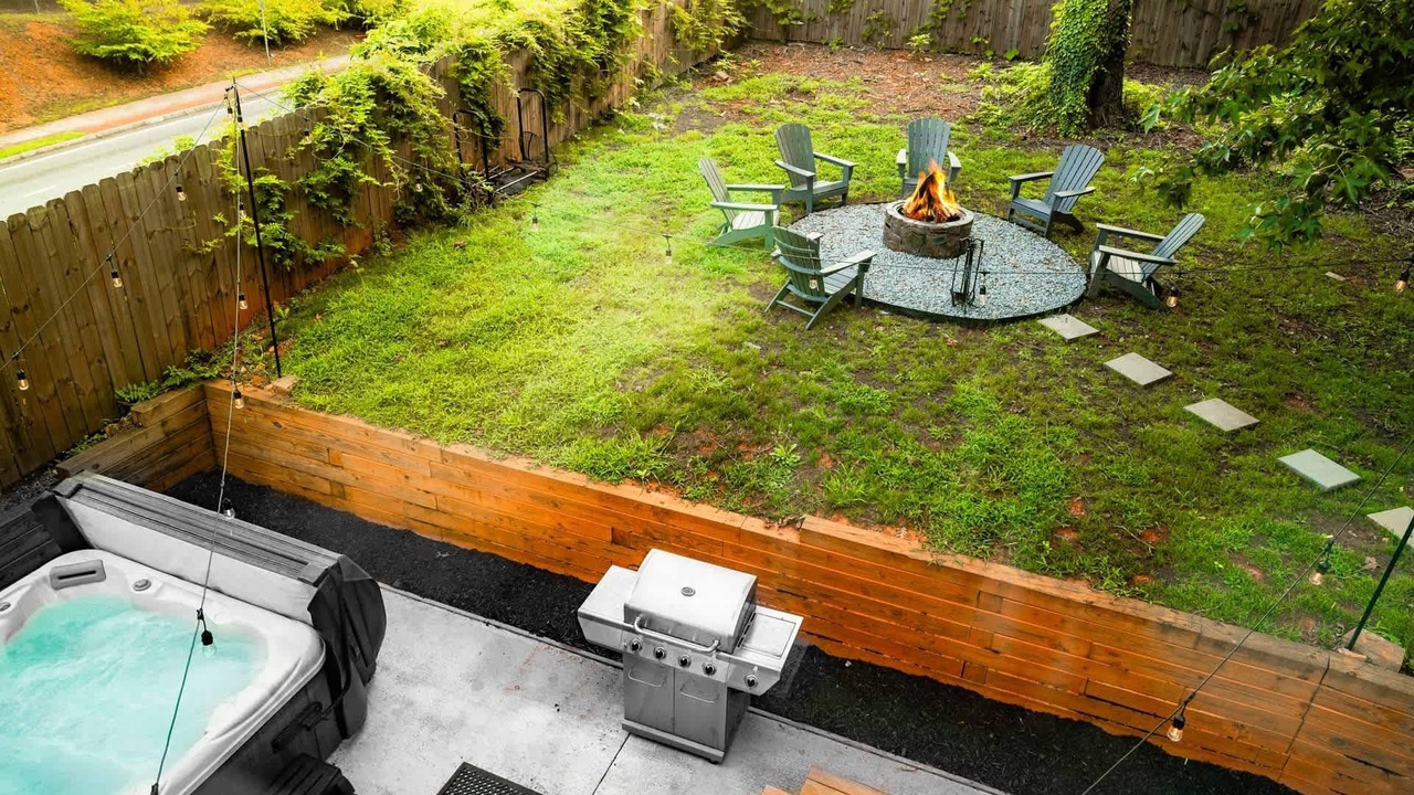 Photo of Outdoor in East Side