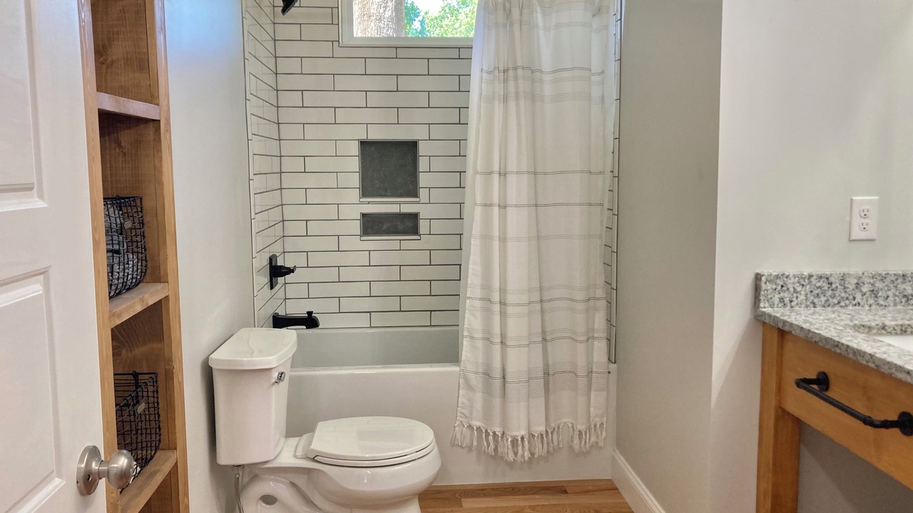 Photo of Bathroom in Tigerville