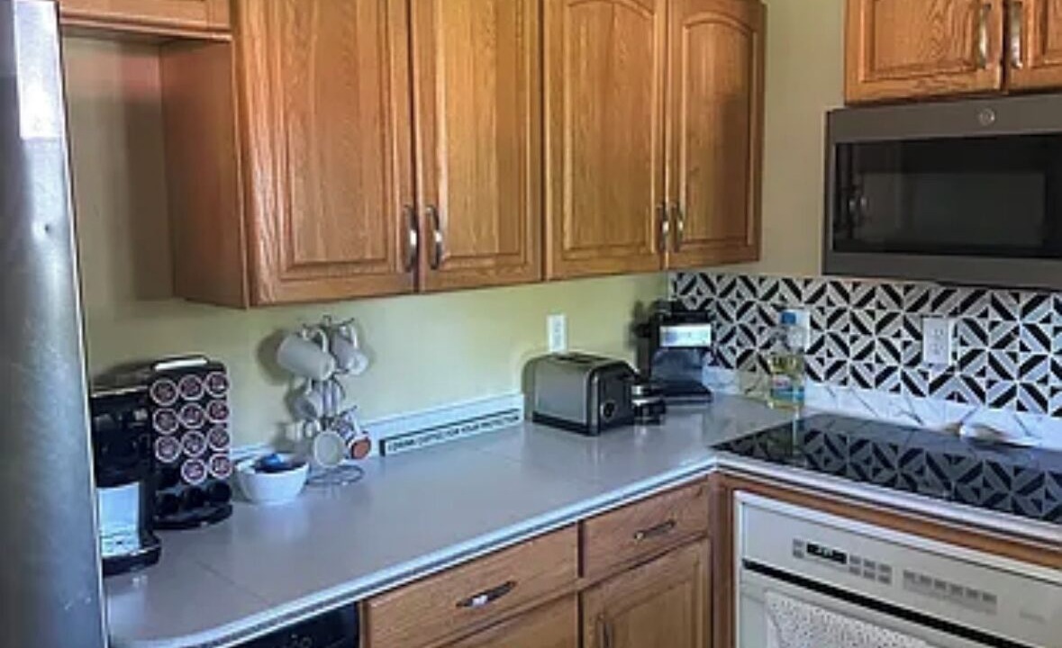 Photo of Kitchen in Taku - Campbell