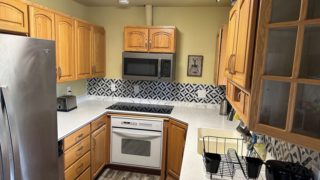Photo of Kitchen in Taku - Campbell