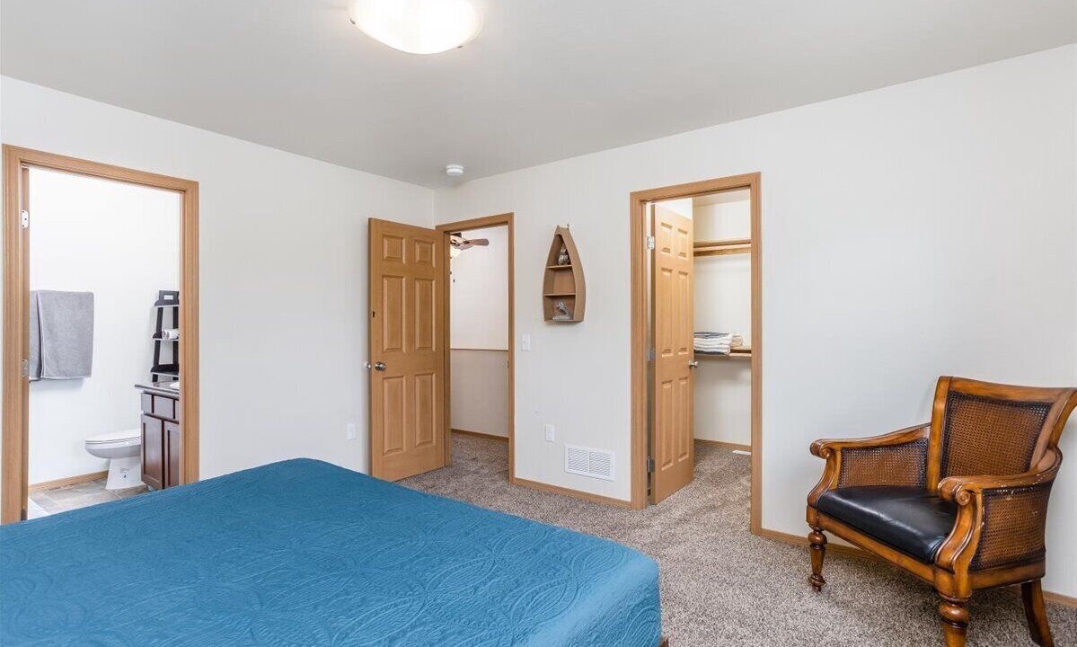 Photo of Bedroom in Knik-Fairview