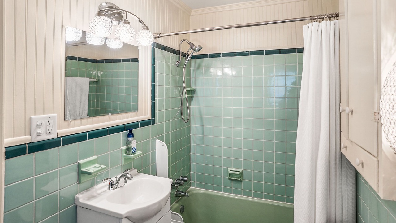 Photo of Bathroom in Beaufort