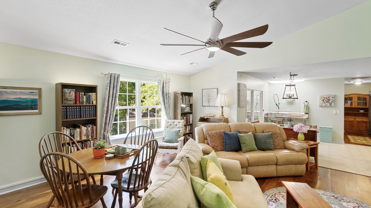 Photo of Bedroom in Greenville