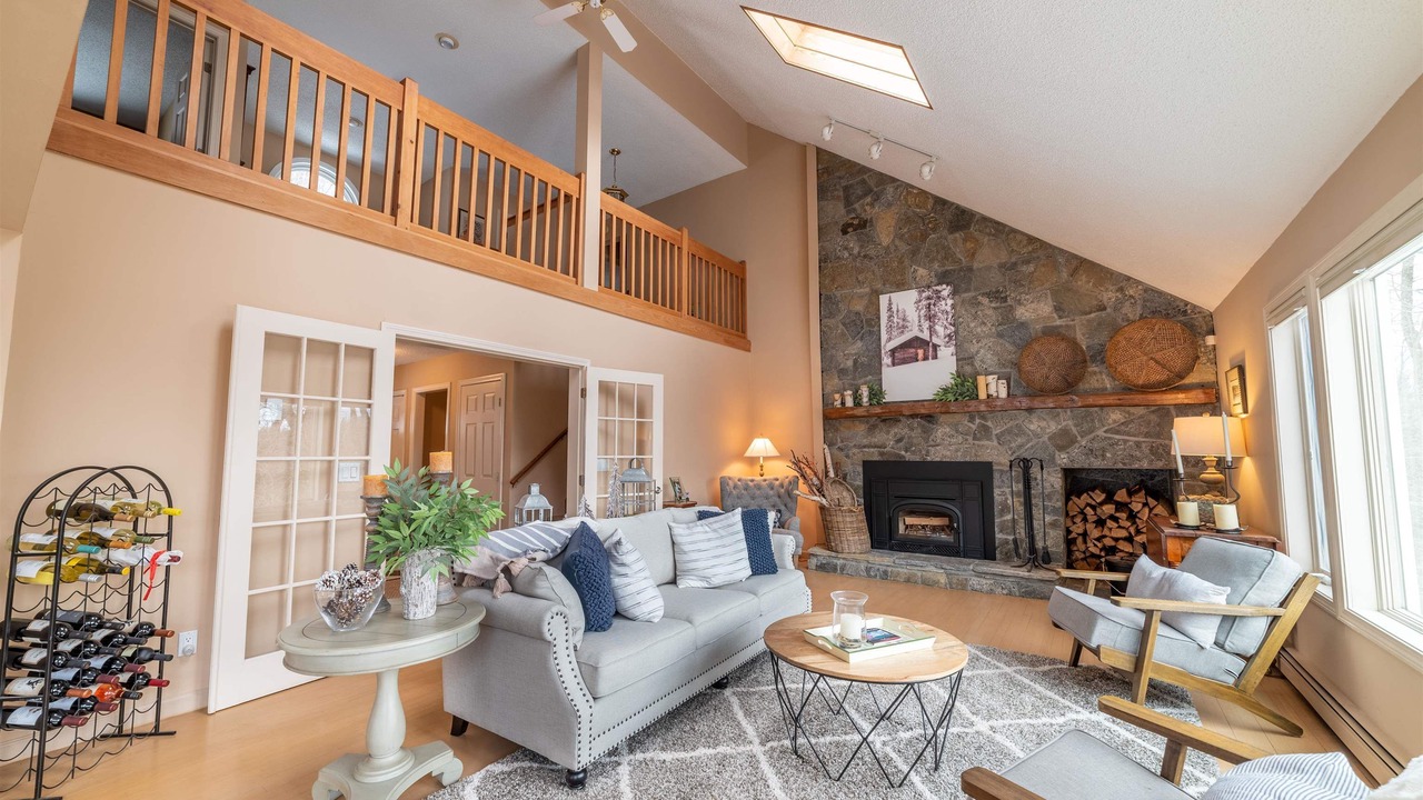 Photo of Livingroom in Jacksonville