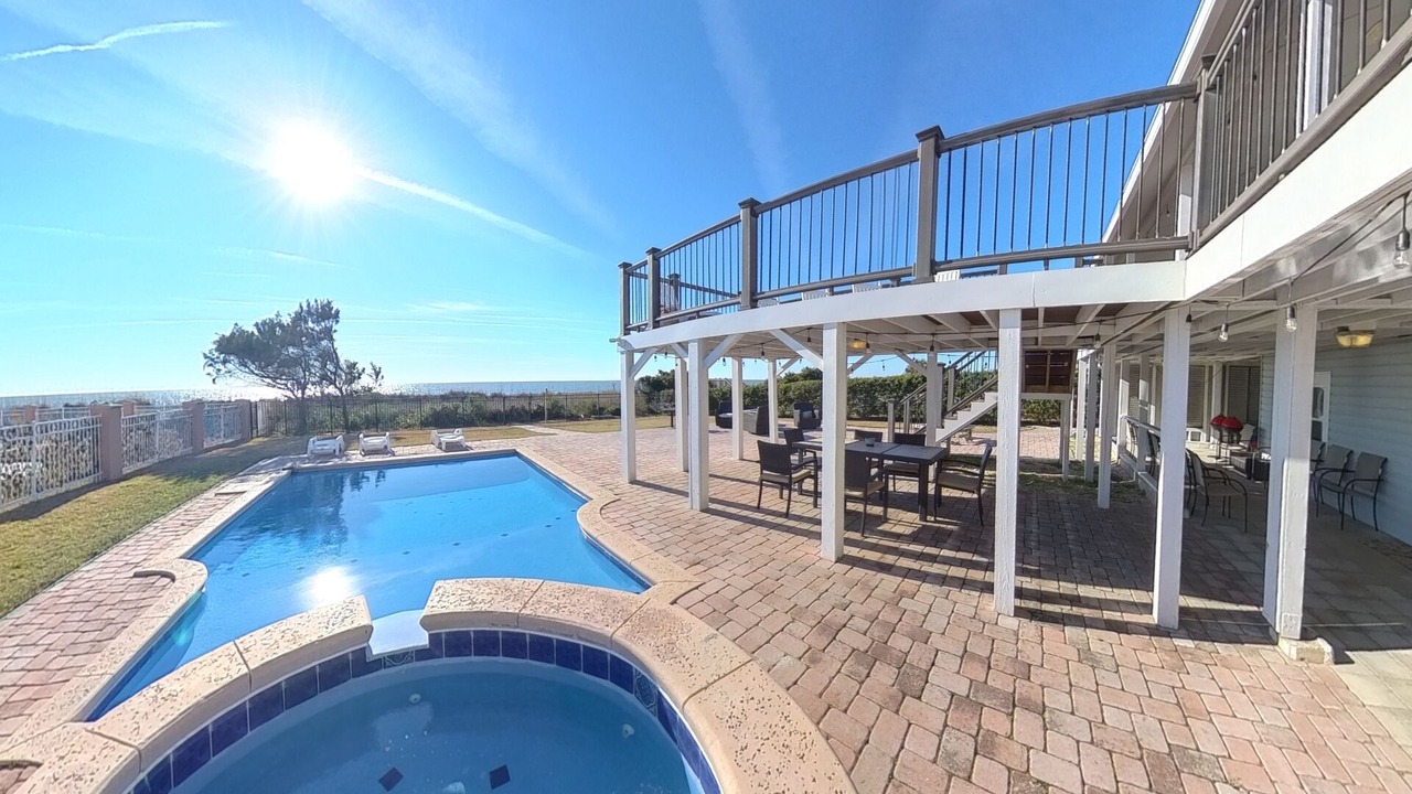 Photo of Outdoor in Golden Mile
