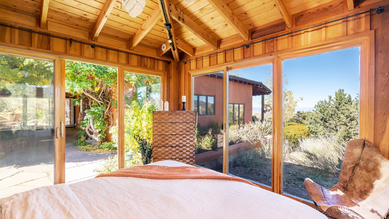 Photo of Bedroom in Chupadero