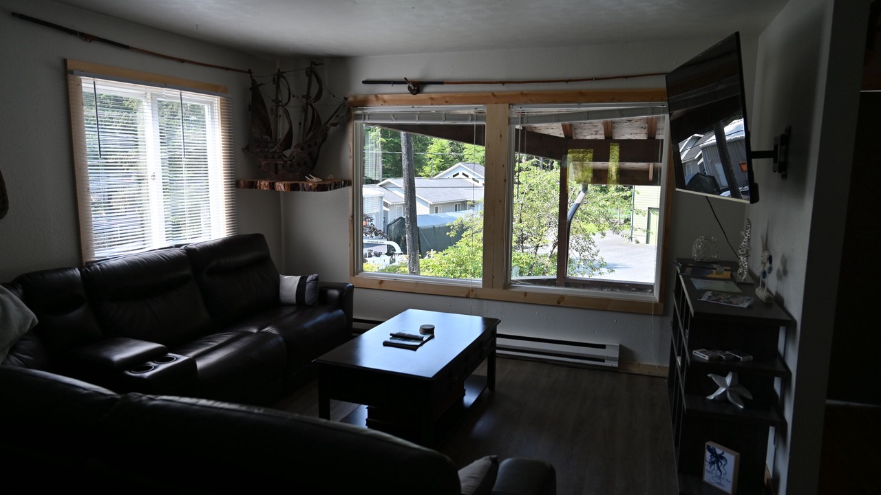 Photo of Livingroom in Sitka