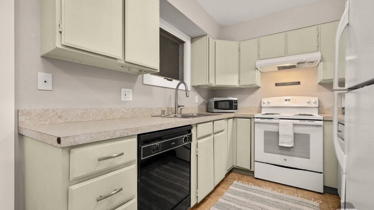 Photo of Kitchen in Rogers Park