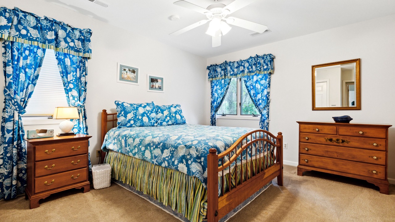 Photo of Bedroom in Vanderhorst Plantation