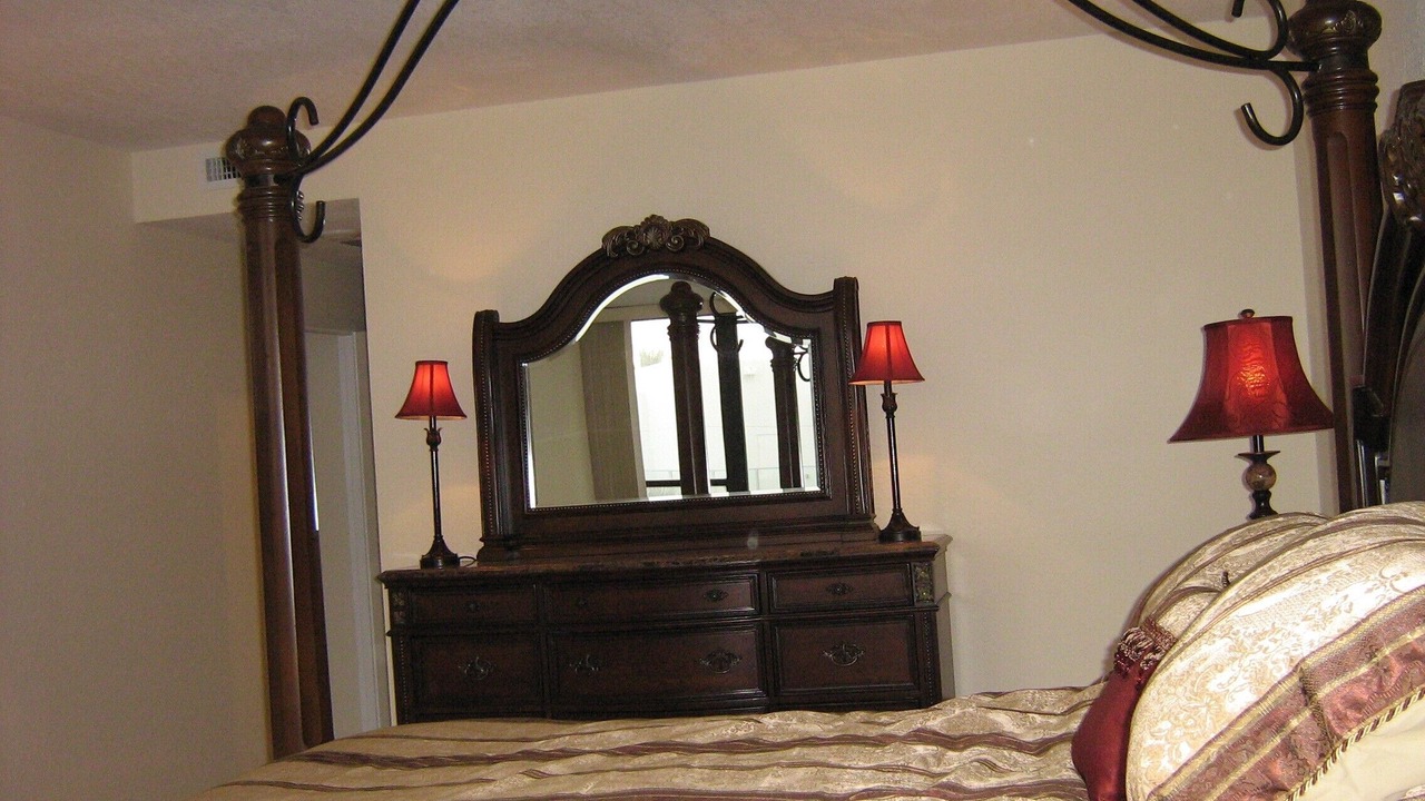 Photo of Bedroom in Hollywood South Central Beach
