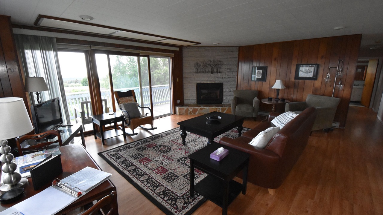 Photo of Livingroom in Homer