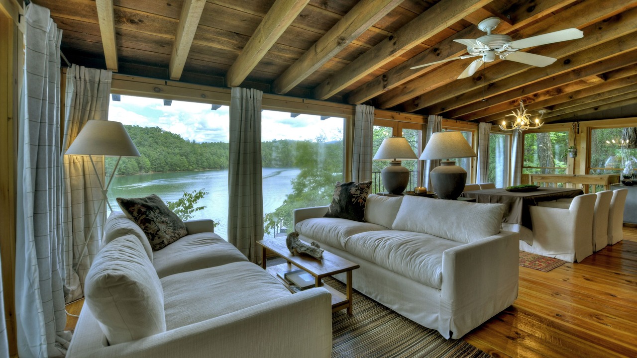 Photo of Livingroom in Blue Ridge