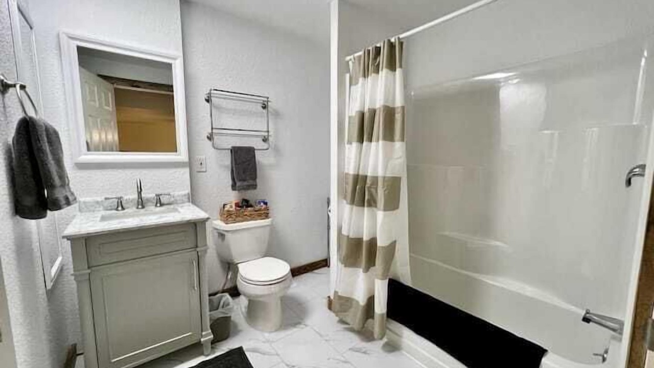 Photo of Bathroom in Healy