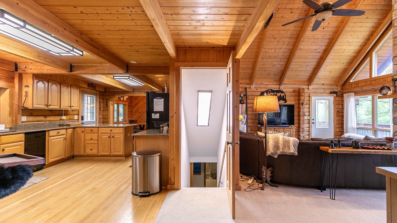Photo of Livingroom in Apple Ridge