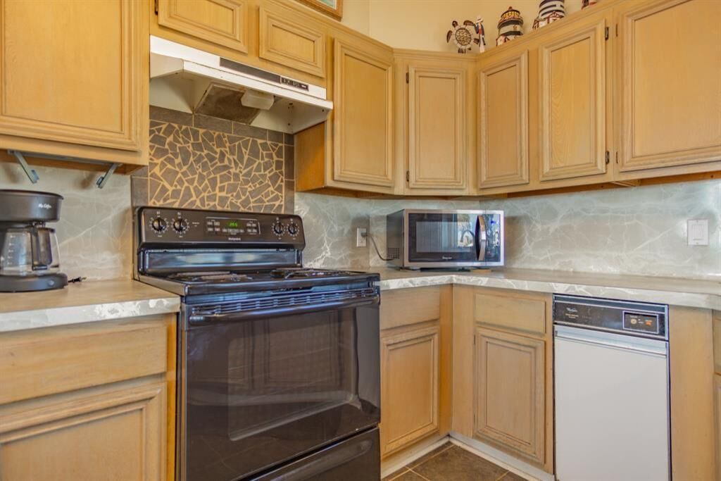 Photo of Kitchen in Bermuda Beach