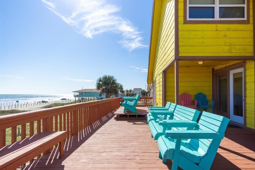 Photo of Patio Balcony in Bermuda Beach