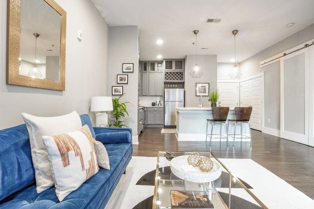 Photo of Livingroom in North Decatur