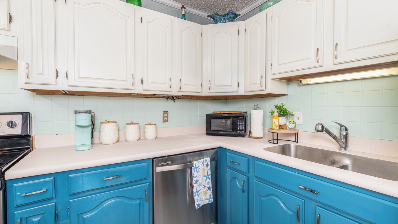 Photo of Kitchen in Caine Woods