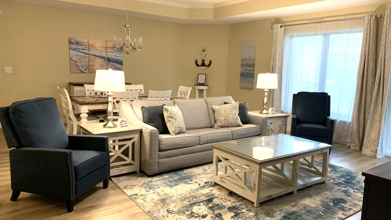 Photo of Bedroom in Arcadian Shores