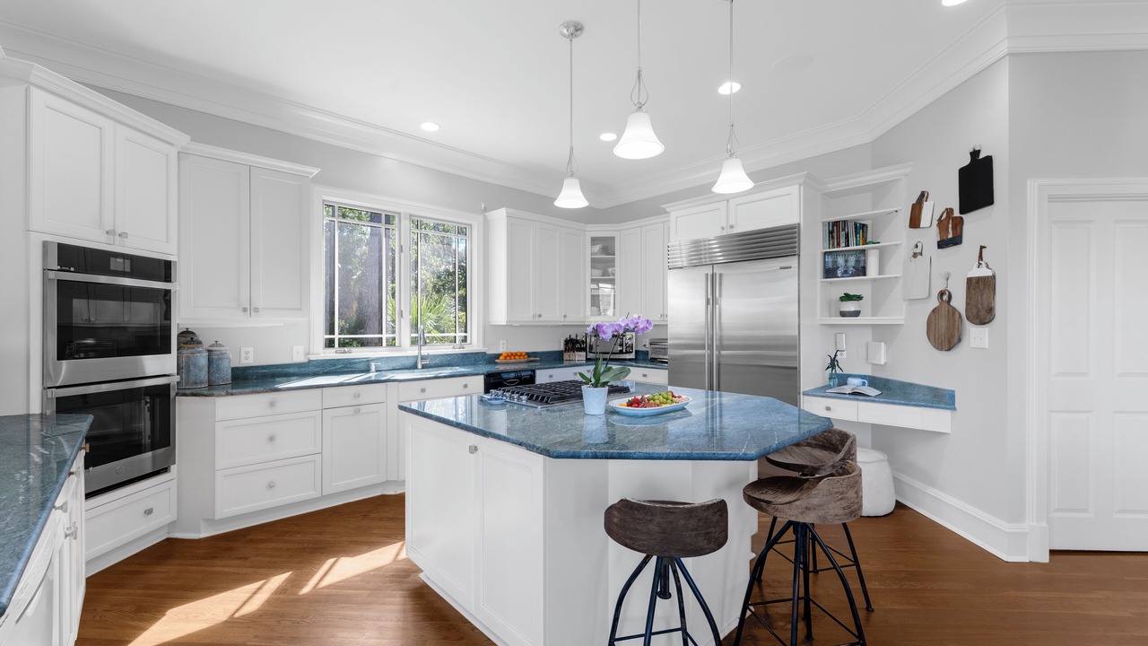 Photo of Kitchen in Vanderhorst Plantation