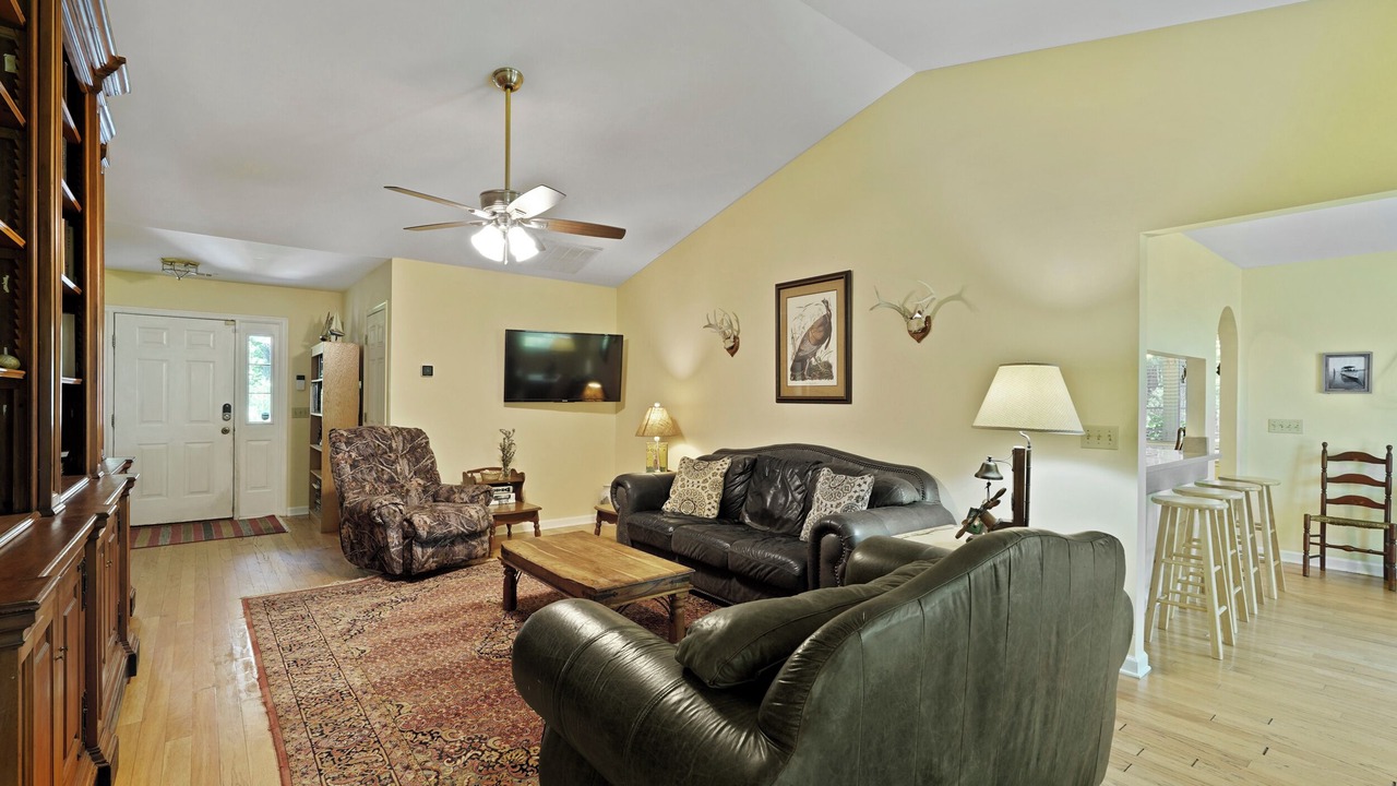 Photo of Livingroom in Hardeeville
