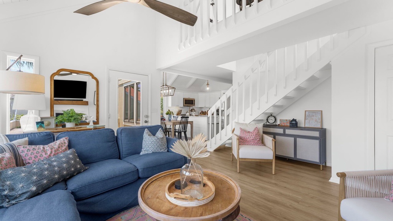 Photo of Livingroom in Sealoft Villas