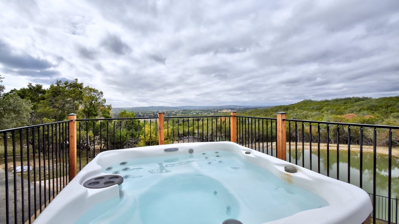 Photo of Patio Balcony in Wimberley