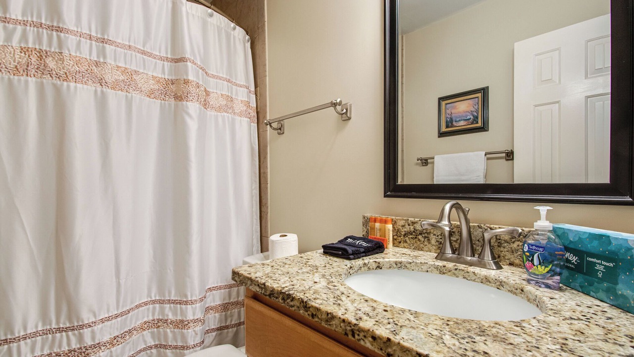 Photo of Bathroom in Shipyard Plantation