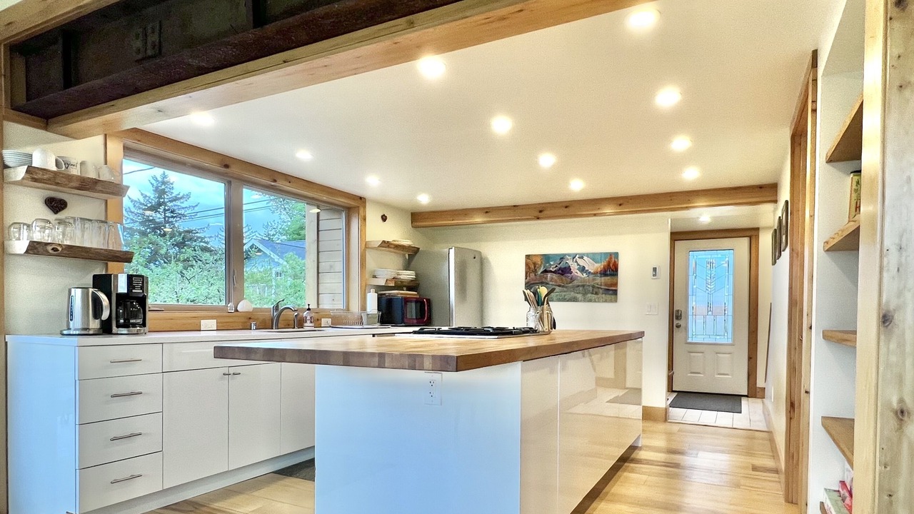 Photo of Kitchen in Downtown Juneau