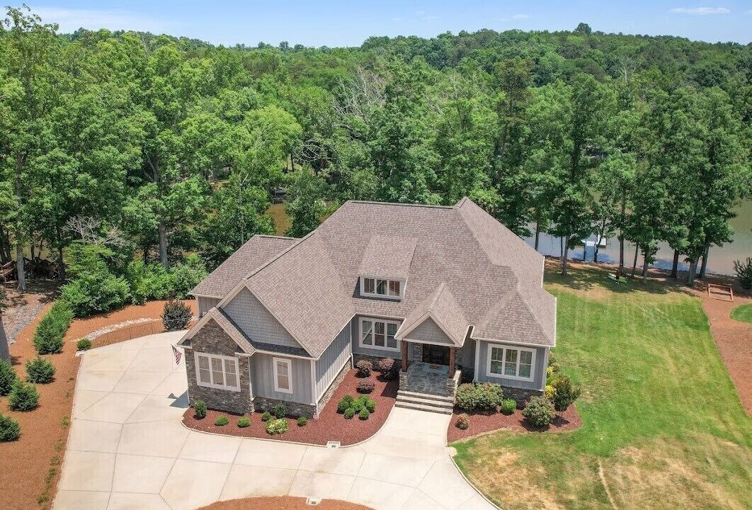 Photo of Outdoor in Clover