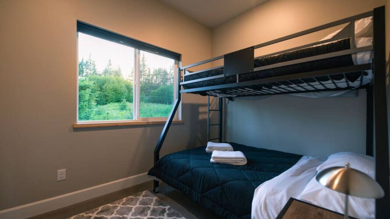 Photo of Bedroom in Homer