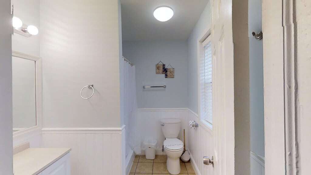 Photo of Bathroom in Inlet Harbour