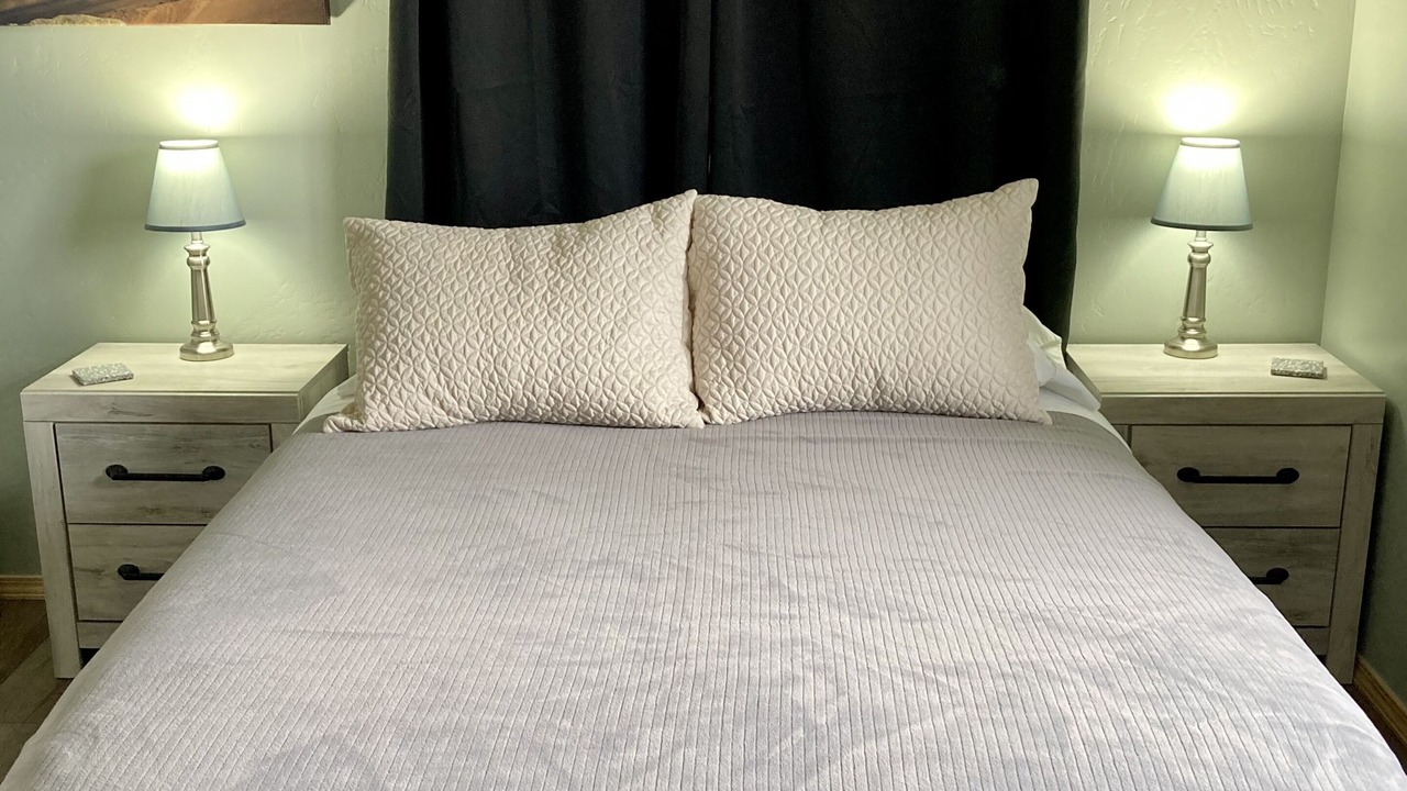 Photo of Bedroom in Healy