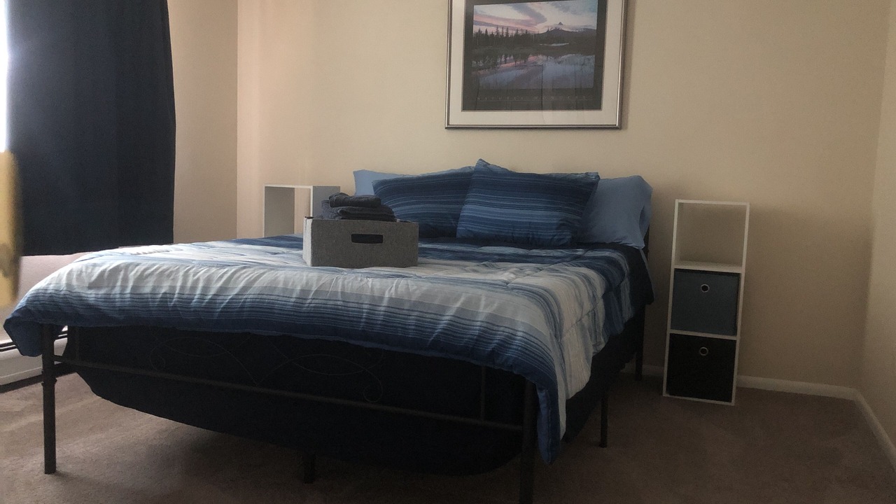 Photo of Bedroom in Northeast Anchorage