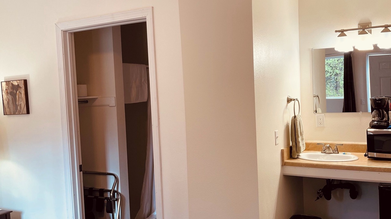 Photo of Bedroom in McKinley Park
