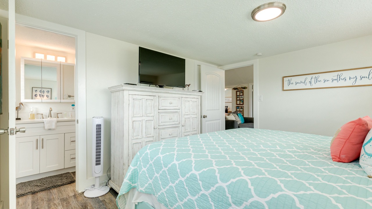 Photo of Bedroom in Terramar Beach
