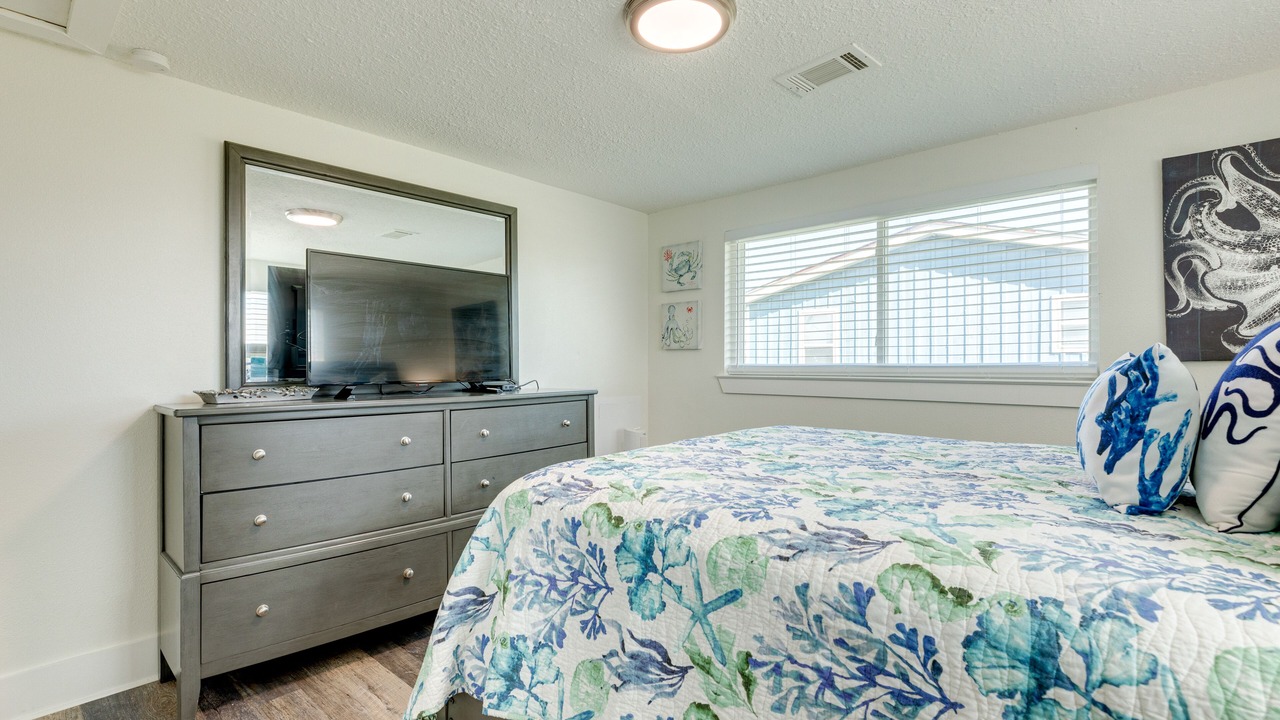 Photo of Bedroom in Terramar Beach