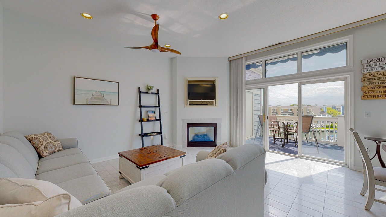 Photo of Livingroom in North Ocean City