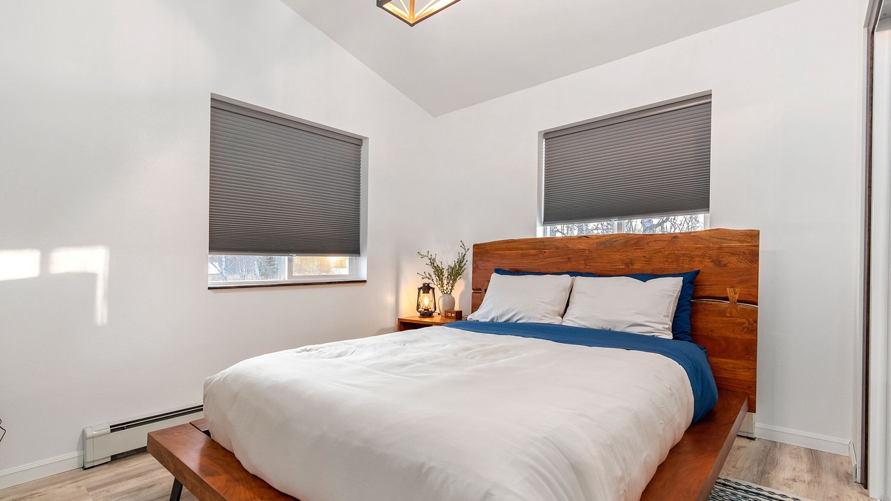 Photo of Bedroom in Trapper Creek