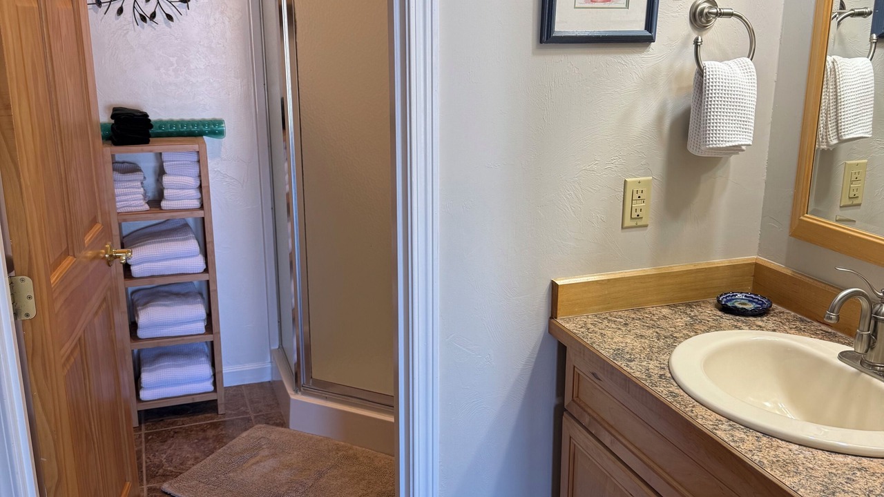 Photo of Bathroom in Kachemak