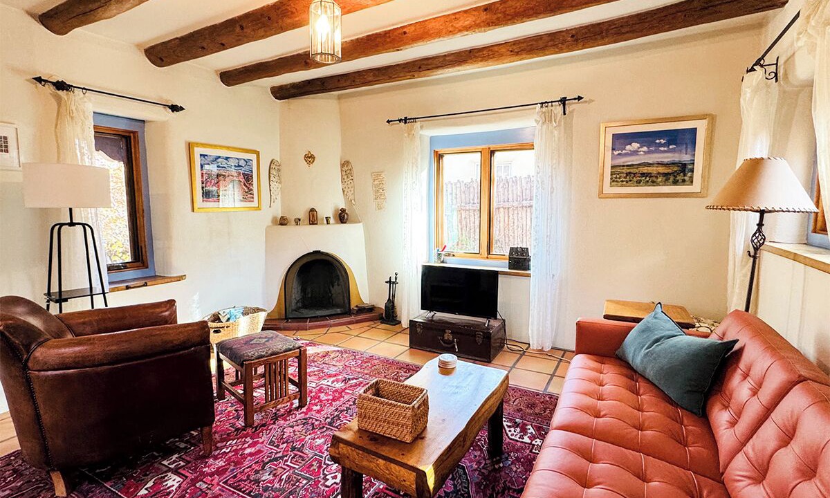 Photo of Livingroom in Santa Fe