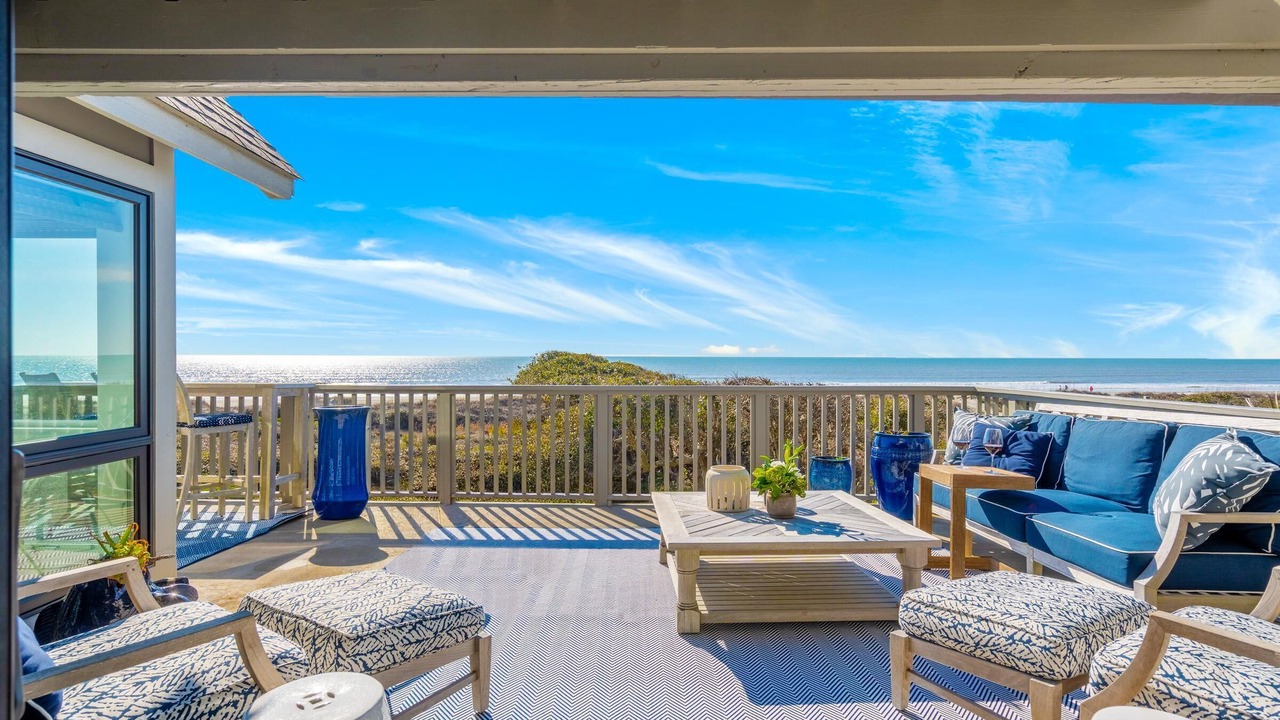 Photo of Patio Balcony in West Beach Village
