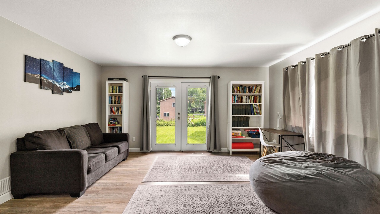Photo of Livingroom in Sand Lake