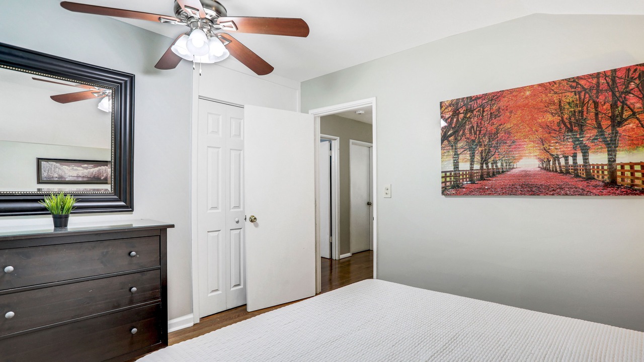 Photo of Bedroom in Smyrna